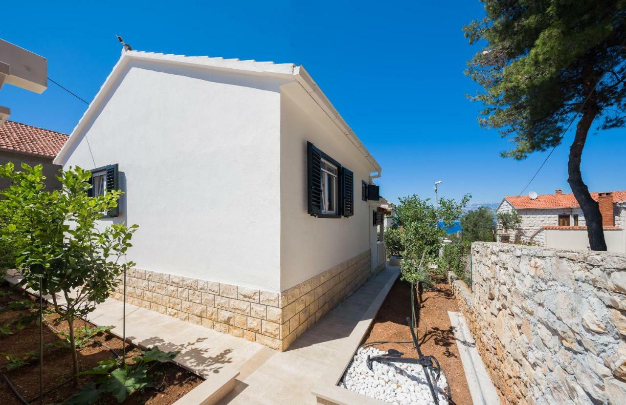 Holiday Home Brac Supetar Buitenkant foto