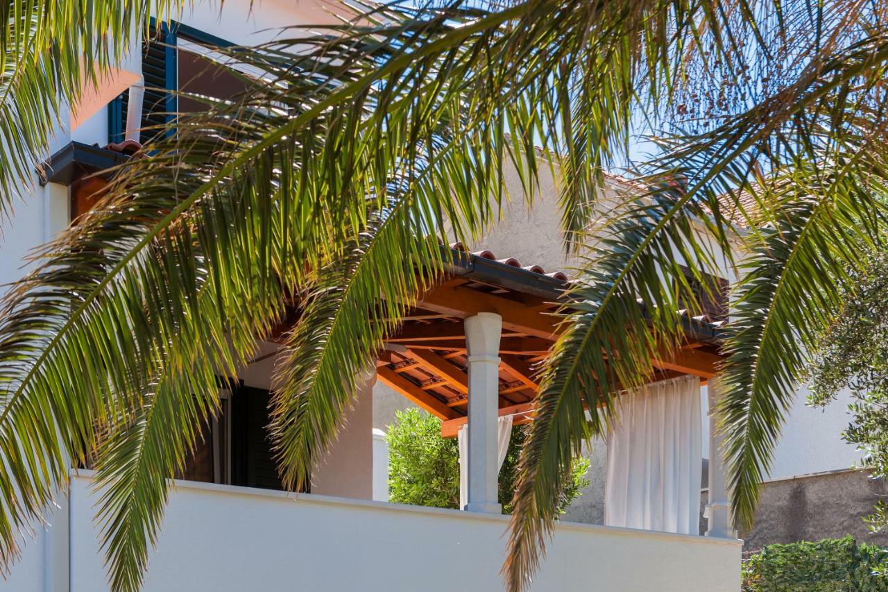 Holiday Home Brac Supetar Buitenkant foto